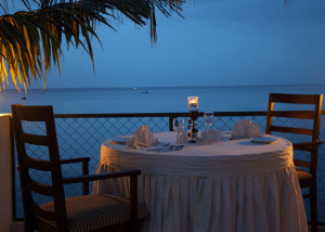 7-Restaurant-Private-Dining---Lake-Side