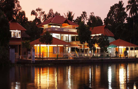 Shimpos Lake Bounty Resort Kumarakom