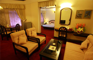Hotel-Malabar-palace-room
