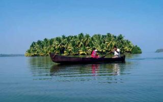 Kerala backwaters honeymoon tour